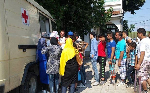 Macedonian Red Cross support the migrants
