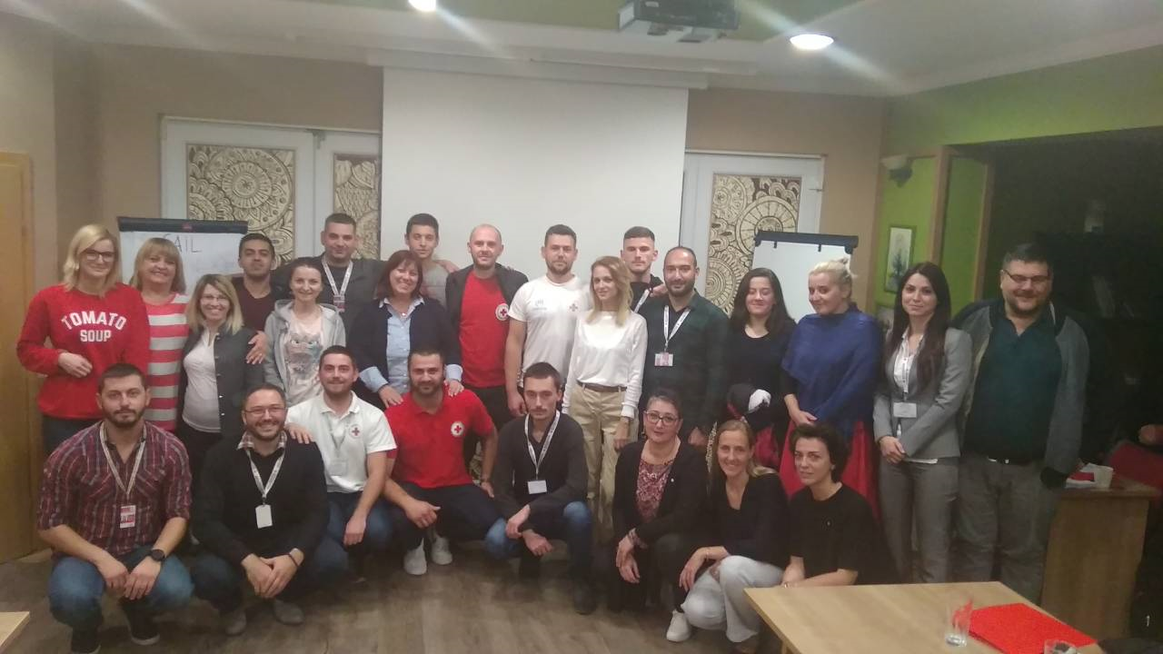Trajnimi për mbrojtjen dhe rivendosjen e lidhjeve familjare