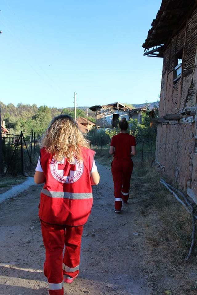 Shpërndarja e ndihmës humanitare në Dellçevë