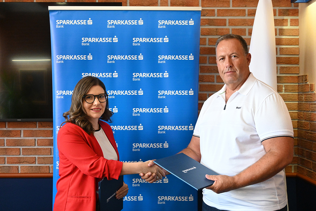 Потпишан договор за донација помеѓу Црвениот крст на РСМ и Шпаркасе Банка АД Скопје