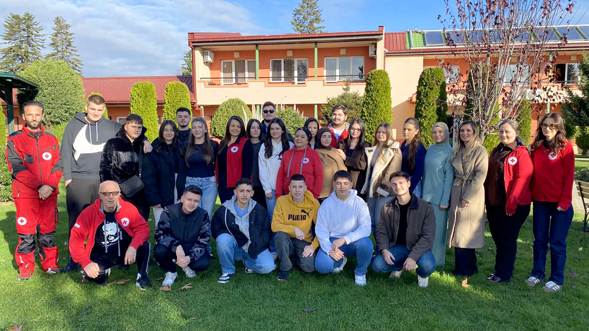 Работилница за врснички мотиватори за крводарителство на албански јазик